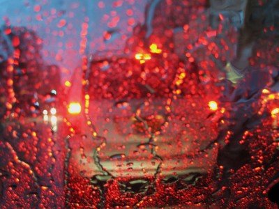 Gewitter während der Fahrt - besser anhalten Gewitter während der Fahrt - besser anhalten