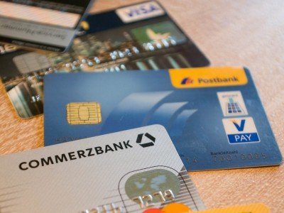 Plastikgeld - hat im Urlaub Vor- und Nachteile © Weltwunderer Plastikgeld - hat im Urlaub Vor- und Nachteile © Weltwunderer