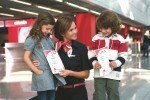 CHECK24: Fliegen mit der ganzen Familie – aber günstig! Günstig Fliegen - mit der ganzen Familie
