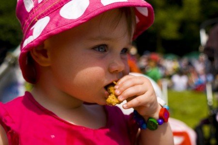Snacks bringen Allergiker-Kinder am besten selbst mit © Flickr/Sofie Snaps Snacks bringen Allergiker-Kinder am besten selbst mit © Flickr/Sofie Snaps