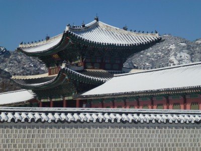 Eines unserer tollsten Reiseziele: Seoul. Hier der Gyeongbokgung-Palast © Maria-Bettina Eich Eines unserer tollsten Reiseziele: Seoul. Hier der Gyeongbokgung-Palast © Maria-Bettina Eich