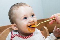 Leckeren Babybrei könnt ihr auch im Urlaub selbst kochen