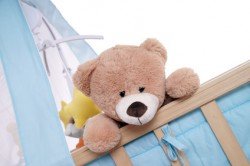 Für viele Familien ist ein Babybett das wichtigste Ausstattungsstück der Unterkunft