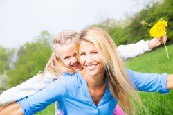 Mit der richtigen Planung haben Ein-Eltern-Familien im Urlaub viel Spaß