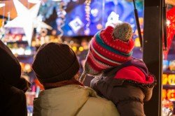 Auf dem Weihnachtsmarkt gibt es viel zu entdecken
