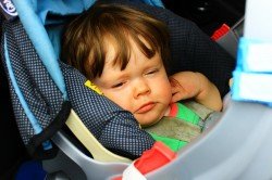 Schlafende Babys sind ideale Roadtrip-Gefährten