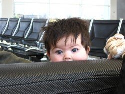 Übernachten am Flughafen - das geht auch mit Kindern
