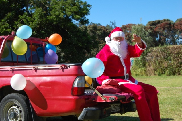 In Neuseeland kommt der Weihnachtsmann am 25.12. - auch auf dem Campingplatz © Elternzeitreise