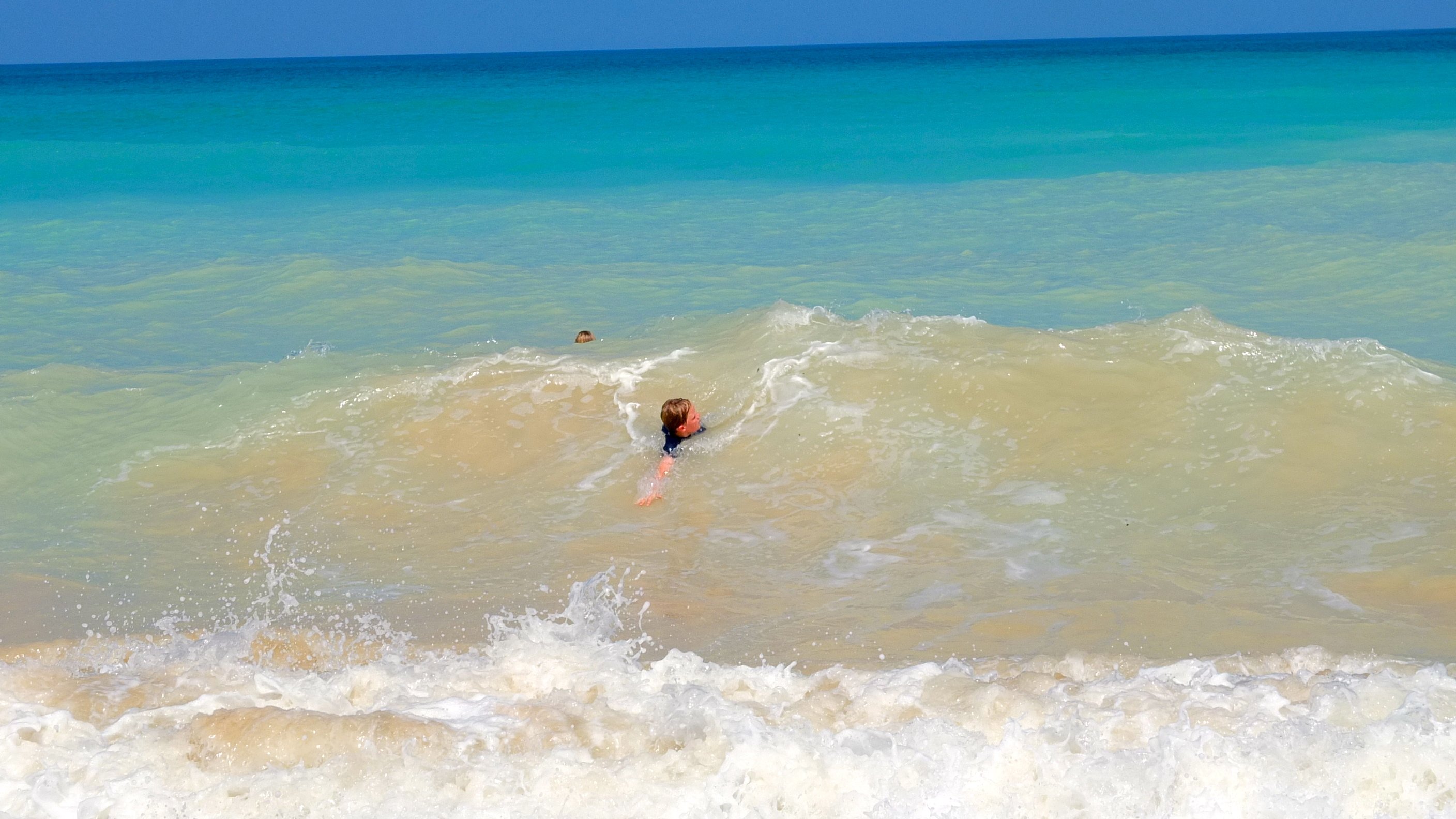 Wellen für die Kinder © Aloha