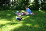 So lässt es sich entspannt nach Hause fahren. Wir verlassen kurz die Autobahn und finden bei Kempten einen schönen Park mit Spielplatz. © Kaddy