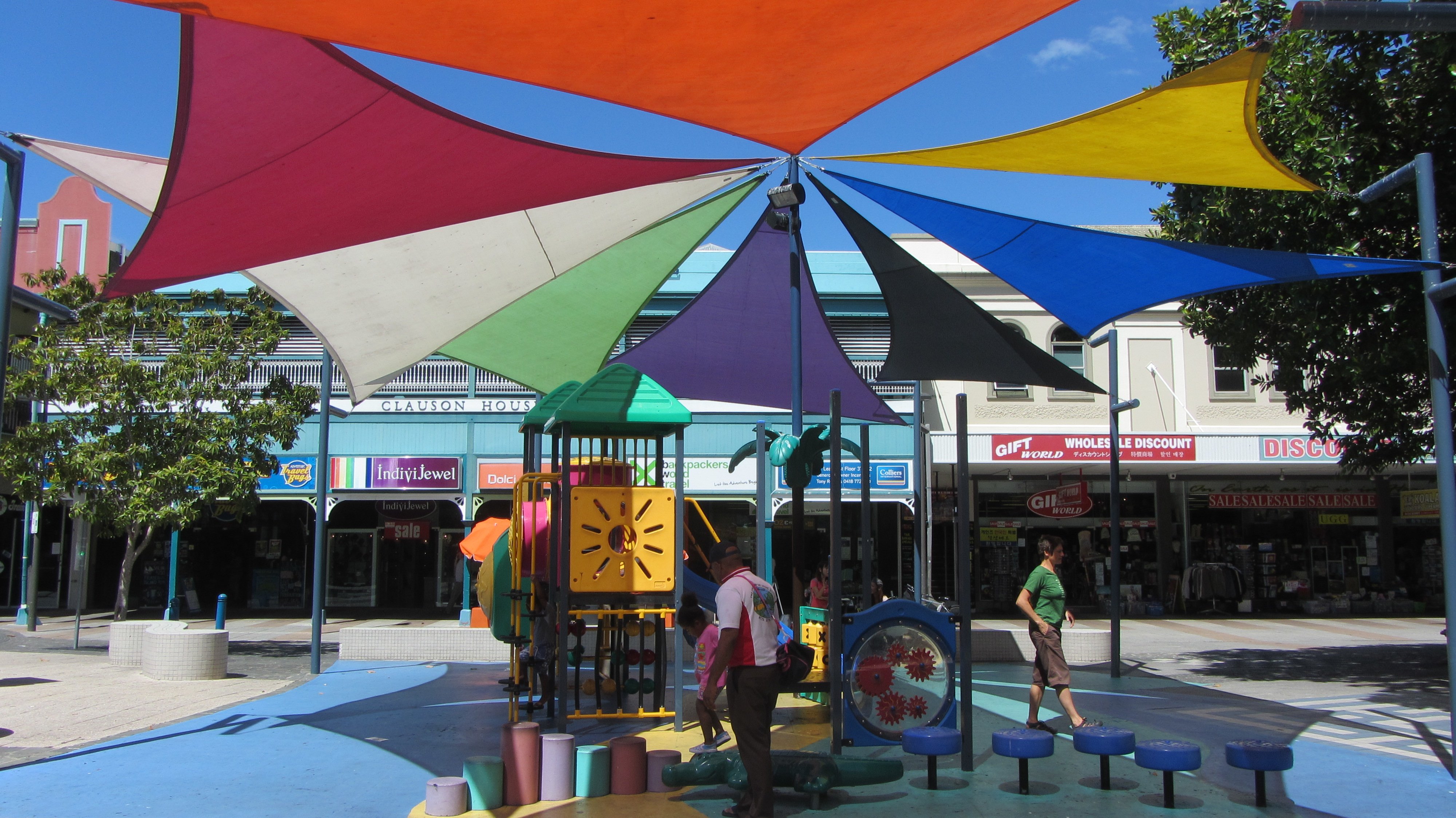 Spielplatz für Kinder in Fußgängerzone in Australien © in-australien.com