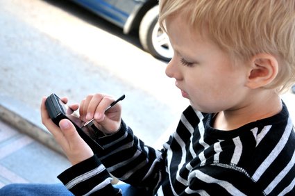 Spielen, lesen, Infos suchen © Elena-Stepanova - Fotolia.com