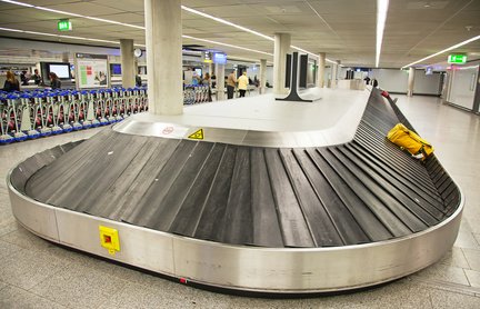 ... und wenn der Koffer nicht da ist? © swisshippo - Fotolia.com ... und wenn der Koffer nicht da ist? © swisshippo - Fotolia.com