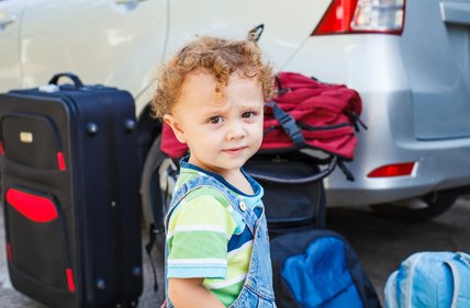 Familien haben immer viel Gepäck - umso wichtiger ist cleveres Packen © altanaka - Fotolia.com