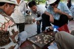 Straßenleben in Hanoi - hier wird Chinesisches Schach gespielt © Jenny