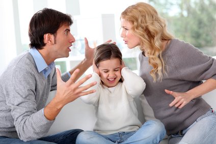 Auch bei Problemen in Partnerschaft und Erziehung kann eine Kur helfen © goodluz - Fotolia.com Auch bei Problemen in Partnerschaft und Erziehung kann eine Kur helfen © goodluz - Fotolia.com