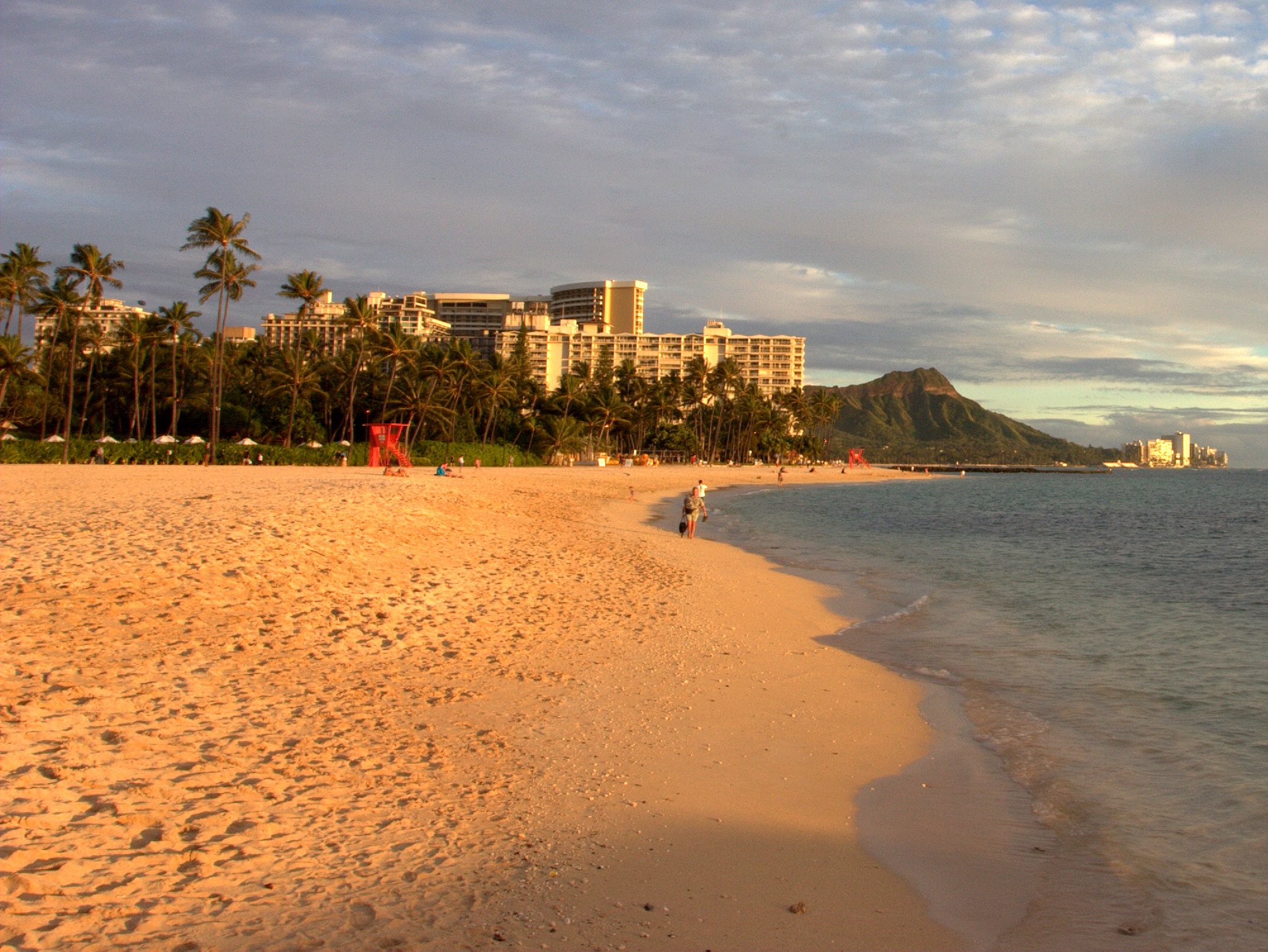 Ein Traum vom Paradies: Waikiki Beach auf Maui © Sunil Veluvali/Fotopedia