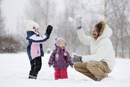 Der Klassiker: die Schneeballschlacht © MNStudio