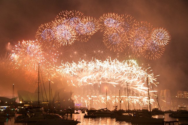 Das weltberühmte Feuerwerk in Sydney © Flickr/DuReMi