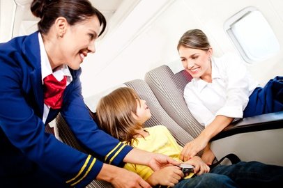 Sichere Sitzplätze für Kinder und Babys - im Flugzeug immer noch nicht selbstverständlich © Andres Rodriguez - Fotolia.com