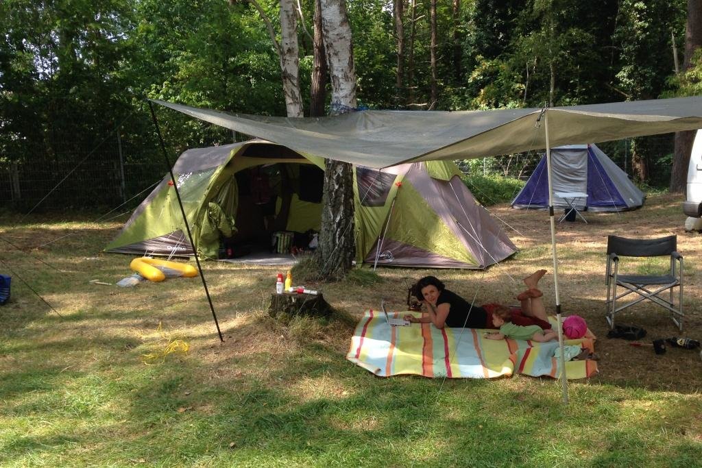 Camping-Idylle mit Baby © Weltwunderer