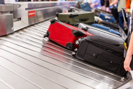 Beim Gepäcktransport muss ein Kindersitz supergut verpackt werden © arinahabich - Fotolia.com