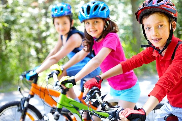 Fahrradfahren mit Kindern, aber sicher! © Pixabay