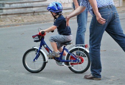 Fahrradfahren will gelernt sein - und zwar nicht zu zeitig © Pixabay Fahrradfahren will gelernt sein - und zwar nicht zu zeitig © Pixabay