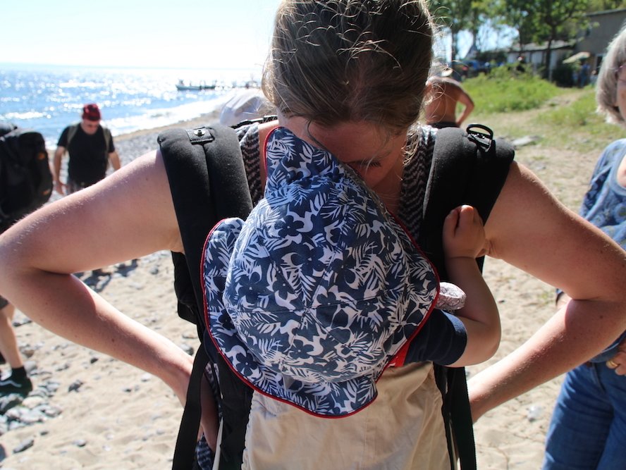 Zeit zu zweit bei einer der ersten Reisen mit Baby nach Rügen © mamawelten