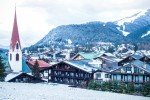 Schneereiche Aussicht auf die Olympia Region © Hotel Tyrol Alpenhof